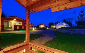 Giltraps Townhouse & Glamping